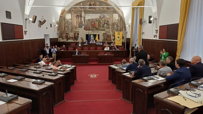 consiglio metropolitano di napoli fondi e interventi