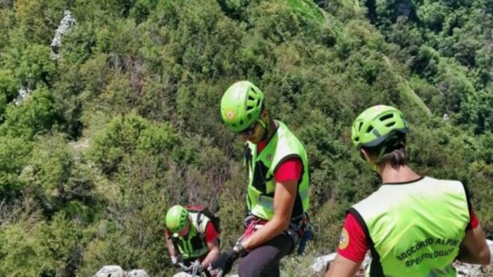 tragedia sui monti lattari muore scout 17enne