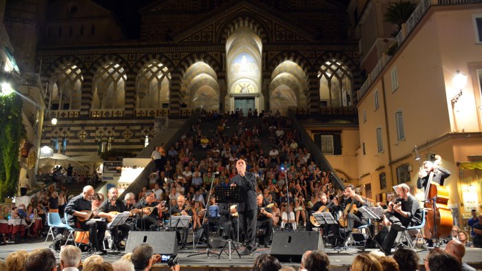 amalfi che riparte al via con gli eventi estivi