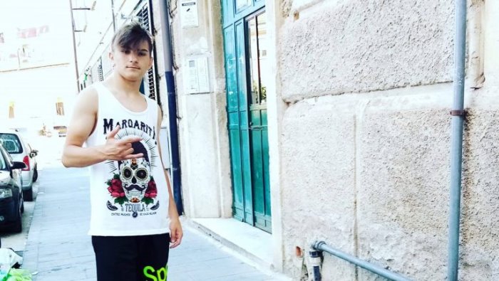 schianto auto moto ad eboli muore 17enne