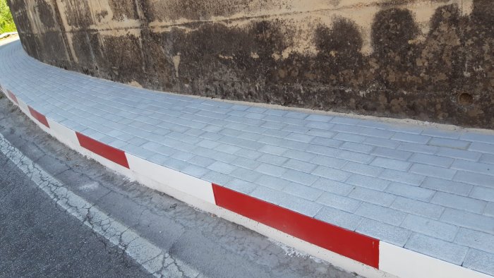 lavori ad acquamela galdi creata una barriera architettonica