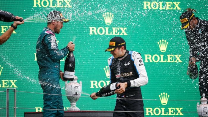 formula 1 in ungheria vince a sorpresa ocon poi vettel hamilton