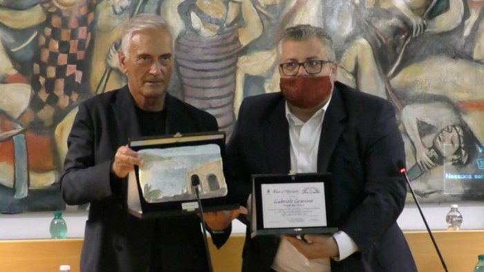 gravina cento anni di calcio ad agropoli patrimonio della citta