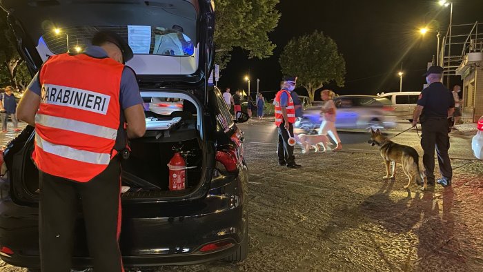 musica ad alto volume ed assembramenti sanzionato locale ad erchie