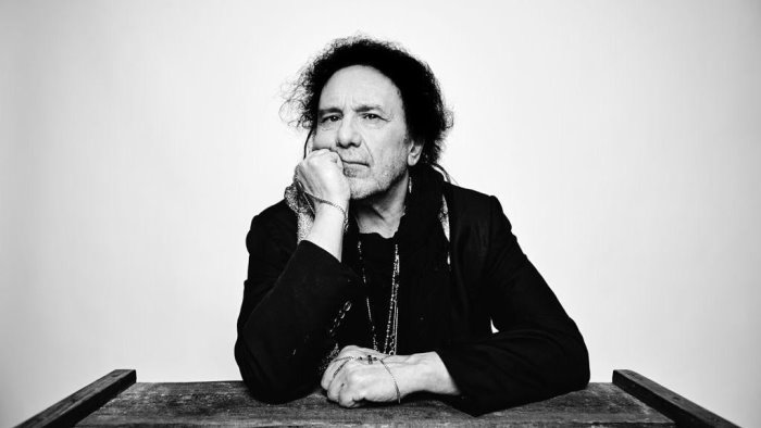 citta spettacolo ci sono i ritmi di avitabile e bennato