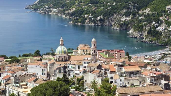 vietri sul mare esalta la cultura campana con il premio arte in movimento