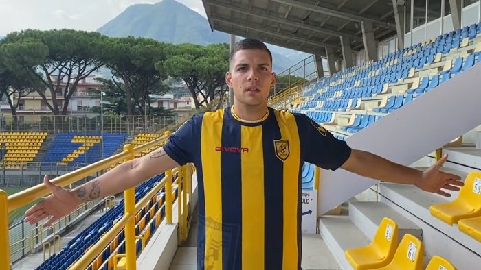 serie c juve stabia ecco maggioni in prestito dal modena