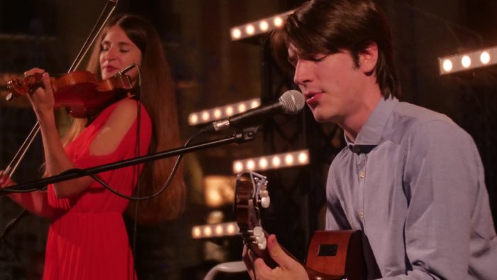 avellino summer fest emozioni e musica con l omaggio a de andre