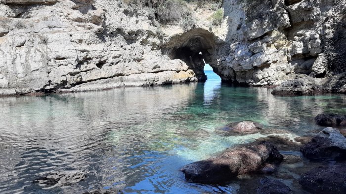 visite guidate ai bagni della regina giovanna