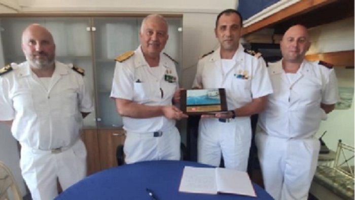 l ammiraglio ispettore pietro giuseppe vella visita gli uffici locali marittimi