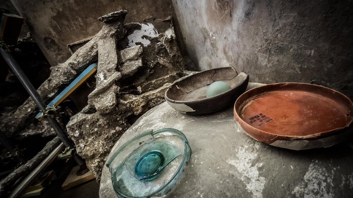 pompei tra armadi e bauli ecco spuntare la casa dei cittadini piu modesti