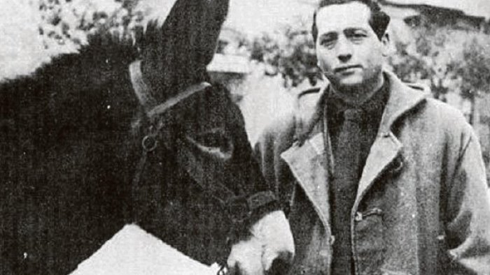 i cento anni dalla nascita di scotellaro il poeta della liberta contadina