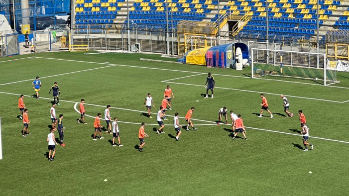 juve stabia oggi doppia seduta pagliuca vuole i giovani del siena