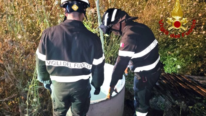 mirabella 38enne trovato cadavere in un pozzo profondo 10 metri