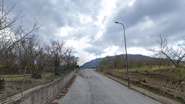 monteforte periferie abbandonate via molinelle al buio da 4 mesi