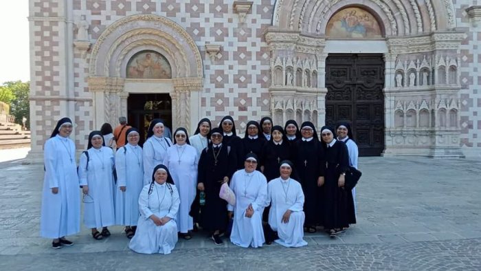 suore dello spirito santo linee operative del capitolo generale 2027