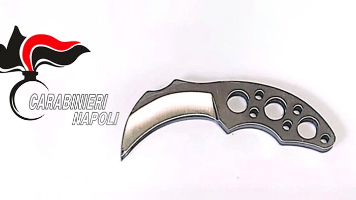 in tasca con un karambit 44enne napoletano denunciato a ischia
