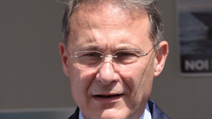 sanita cirielli attacca de luca menzogna gravissima lo querelo