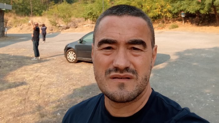 incendio vesuvio soccorsi da altre regioni situazione in leggero miglioramento