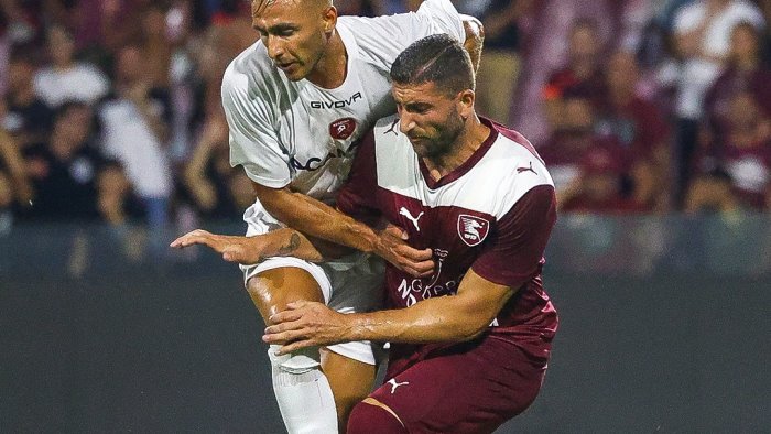 salernitana reggina 1 0 decide achik le indicazioni dal campo