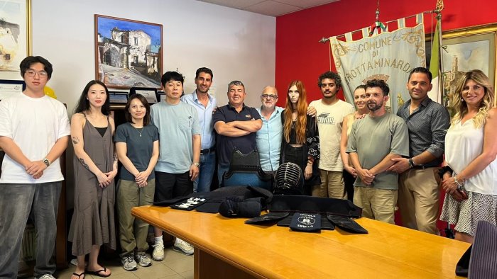 l arte della scherma giapponese in irpinia delegazione coreana a grottaminarda