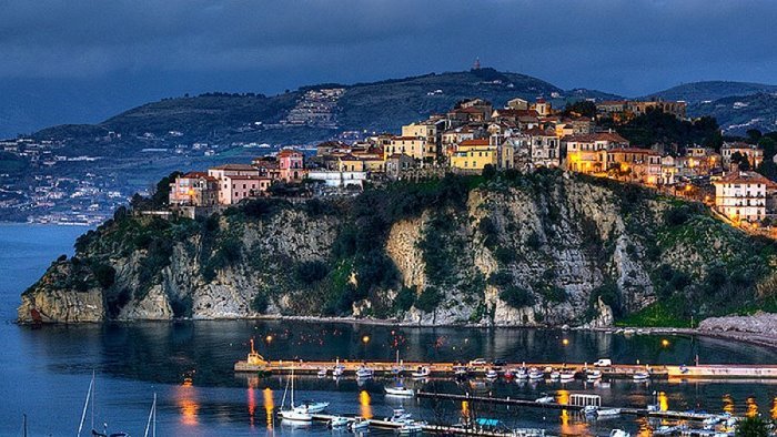 agropoli minori fuori casa all insaputa dei familiari identificati e affidati