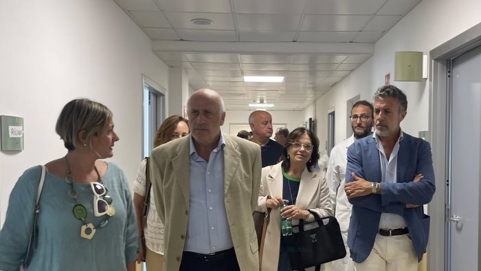 moscati il manager perito in tour nell ospedale di solofra tra corsie e reparti