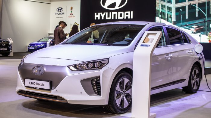 la rivoluzione verde guida all acquisto della tua prossima berlina elettrica