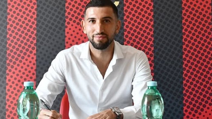 sorrento due rinforzi per la mediana arrivano crecco e stigliano