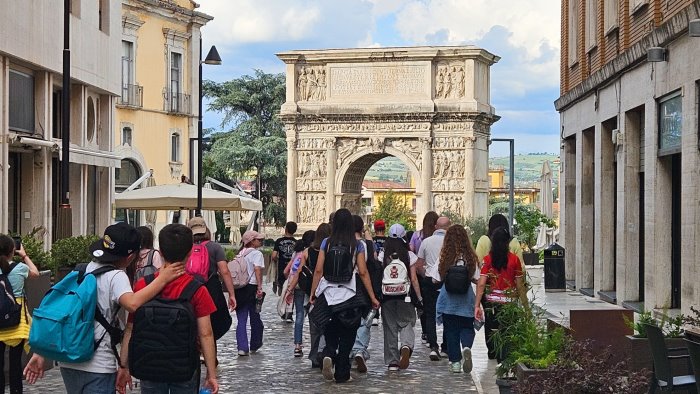 benevento sorride il turismo ferragosto con i musei aperti