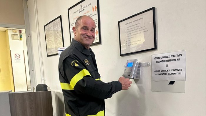 vigili del fuoco in pensione il caposquadra esperto carmine meola