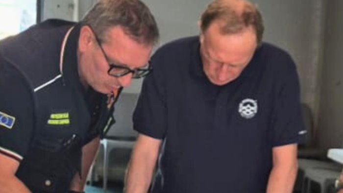 vesuvio incendio domato ora si contano i danni del disastro ambientale