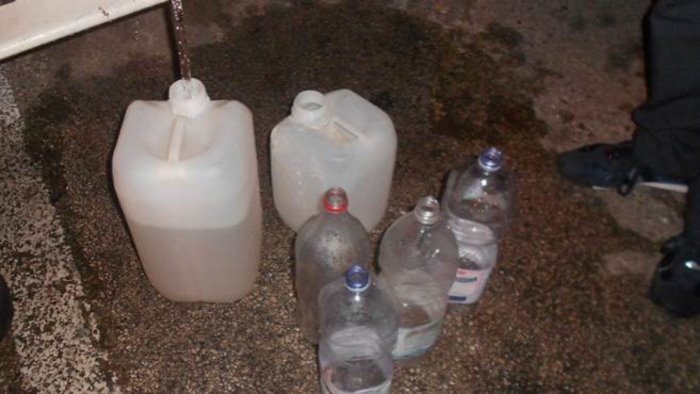 siamo sempre gli stessi abitanti a pagare e intanto l acqua si spreca a fiumi