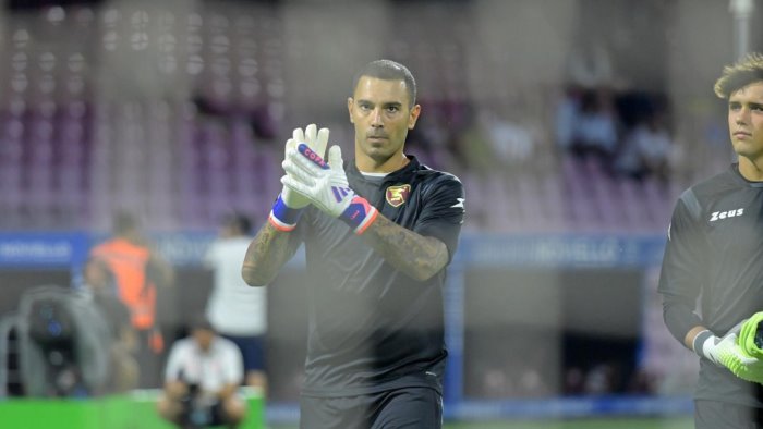 salernitana brancolini sull uscio sepe ai saluti