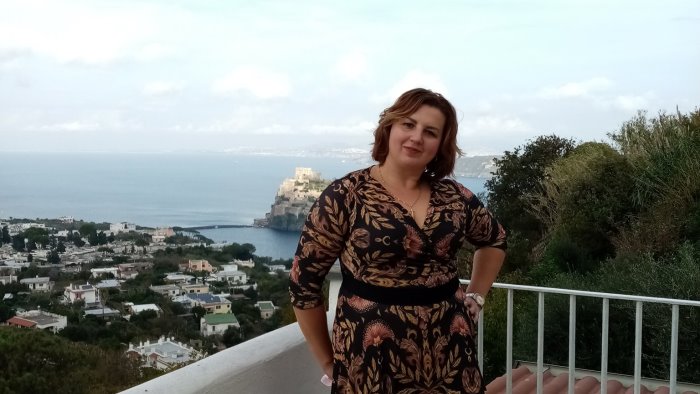 ischia prega per lyudmyla sopravvissuta alla furia omicida del suo ex