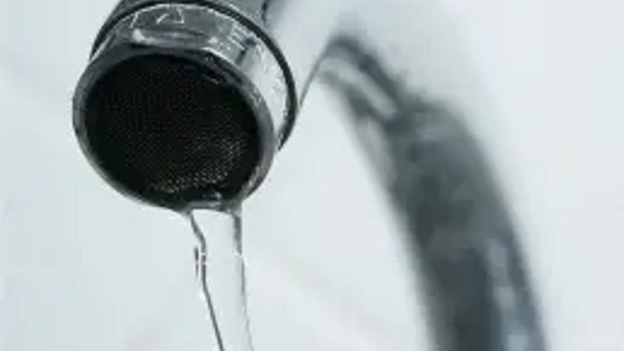 rubinetti a secco irpinia in rivolta oltre 20 comuni senz acqua stanotte