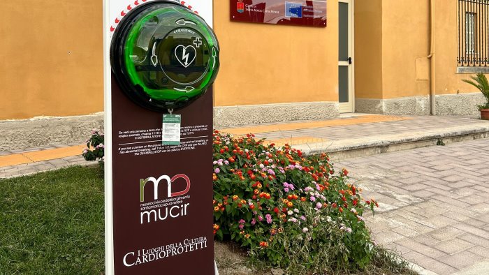 santa maria capua vetere potenziata la rete di defibrillatori sul territorio