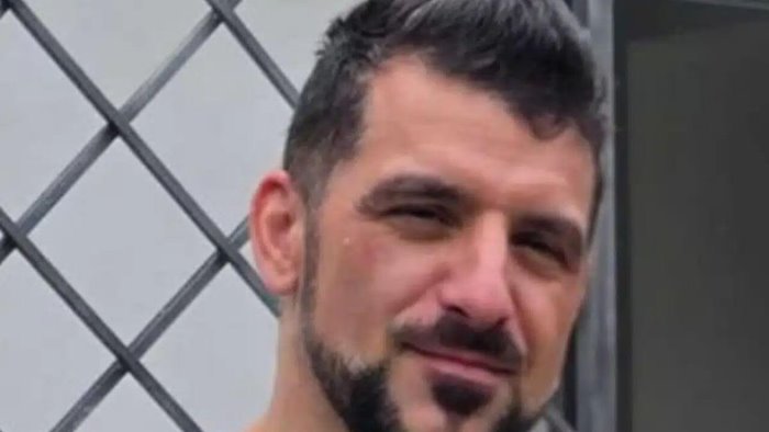 incidente in provincia di ferrara muore 44enne di sicignano