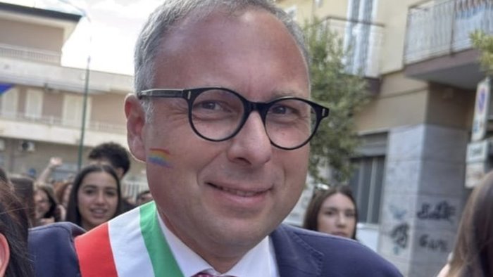 casoria nascono gli sportelli arcobaleni ecco di cosa si tratta