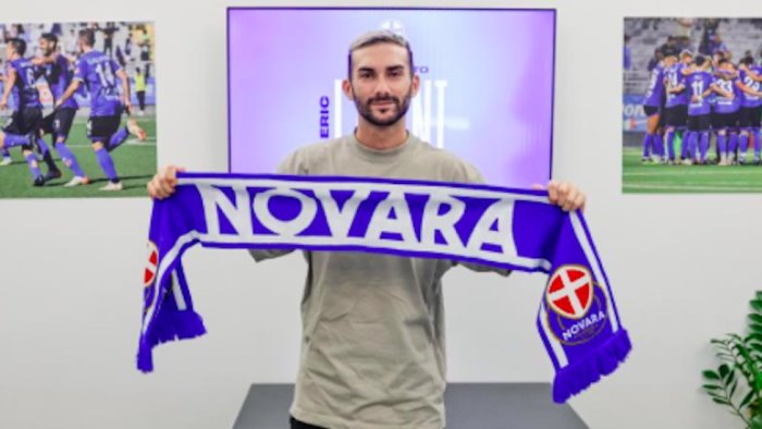 il novara ufficializza l arrivo di erik lanini