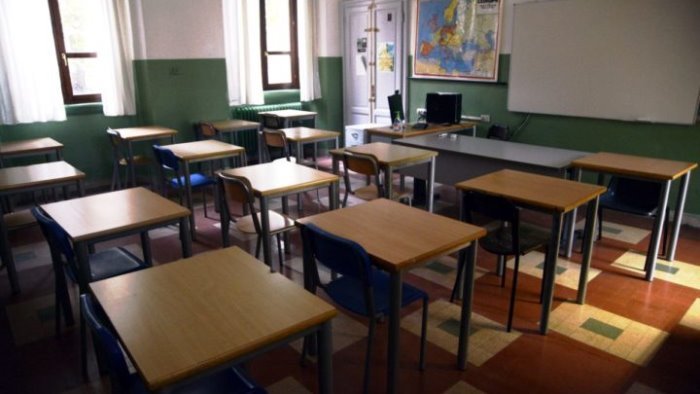 scuole a napoli 175 assunzioni tra funzionari socioeducativi e maestre