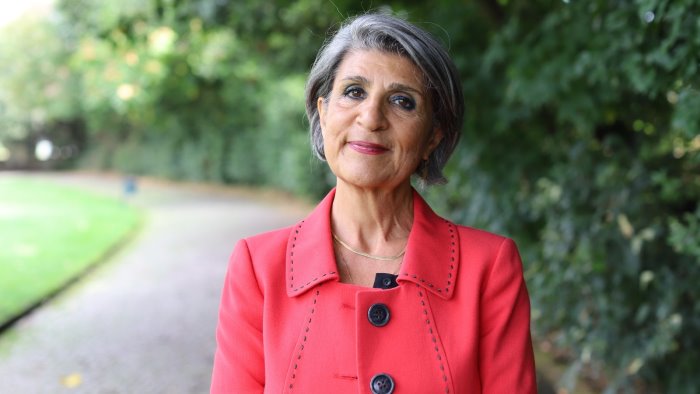 muscara il paradosso del teatro san carlo a napoli