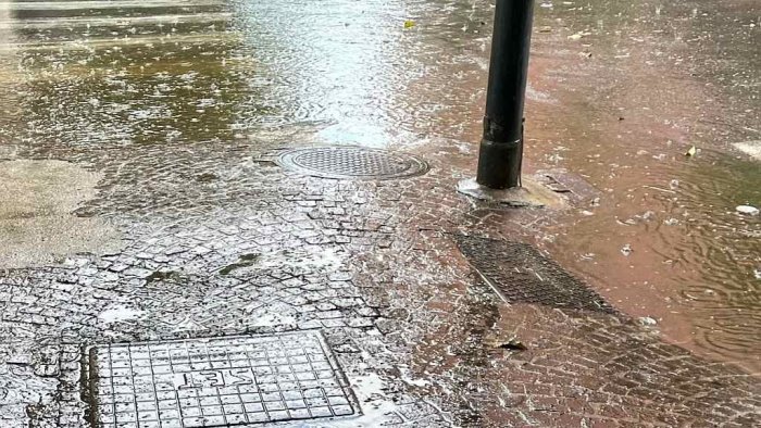 napoli municipalita collinare troppe caditoie ostruite