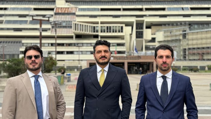 napoli nord 100 000 euro agli eredi di un vigile urbano