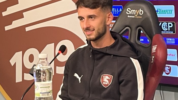 salernitana siracusa 1 0 knezovic qui per vincere oggi ero io il rigorista