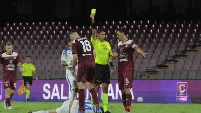 salernitana il football video support si prende la scena e troppi minuti