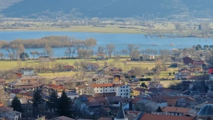 assemblea su caro bollette mario meo volturara irpina non c era