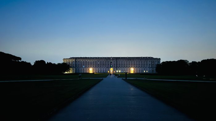 alba alla reggia torna l evento per vivere l aurora nel sito vanvitelliano