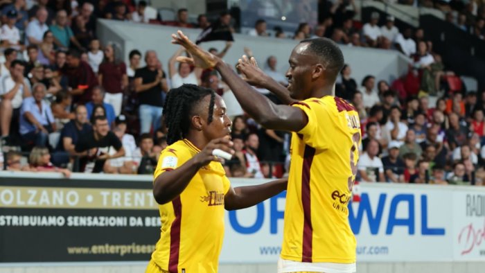 salernitana il destino di tongya e da scrivere pressing dalla b