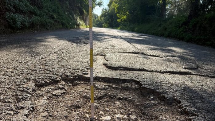 strada provinciale durazzano sant agata mulattiera pericolosa ira del sindaco